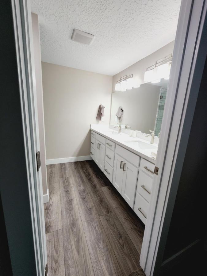 3 Bed 2 Bath Full Accessible Townhome In Heart Of Slc South Jordan Εξωτερικό φωτογραφία